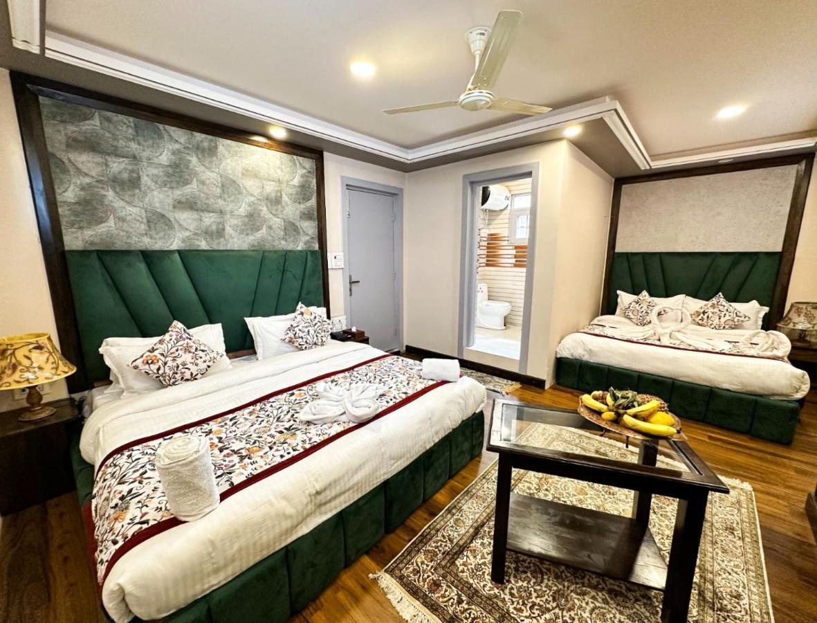 Srinagar Group Of Hotels 외부 사진
