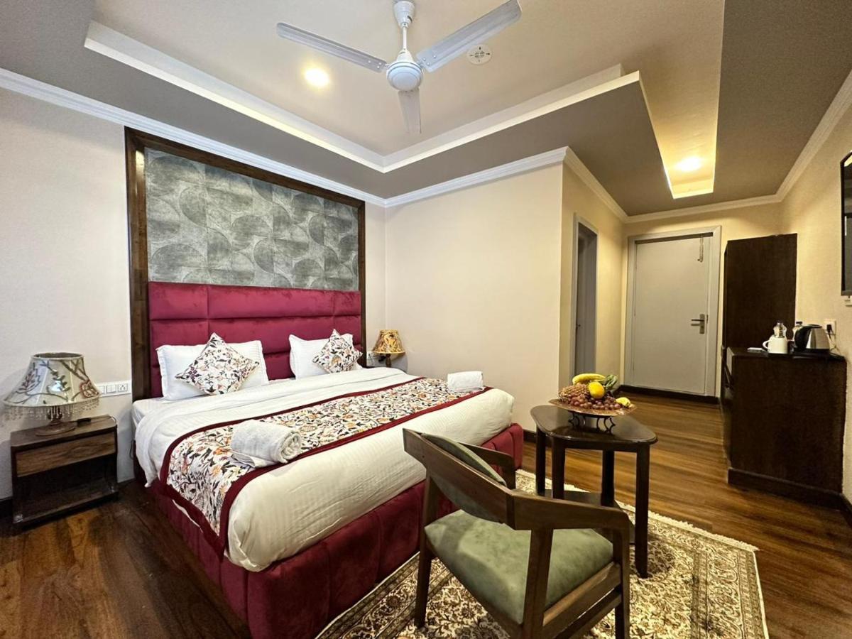 Srinagar Group Of Hotels 외부 사진