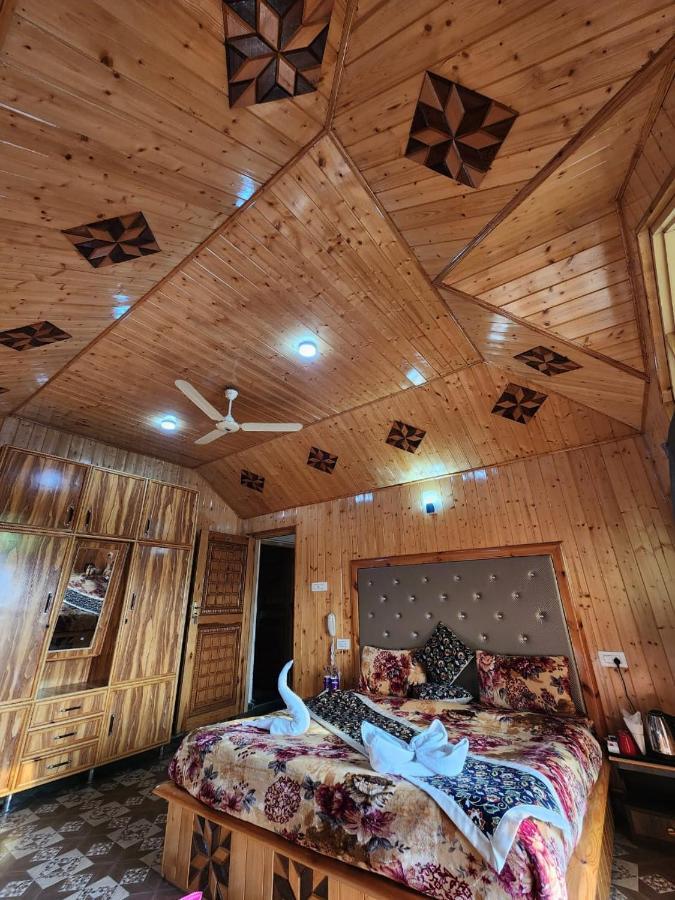 Srinagar Group Of Hotels 외부 사진