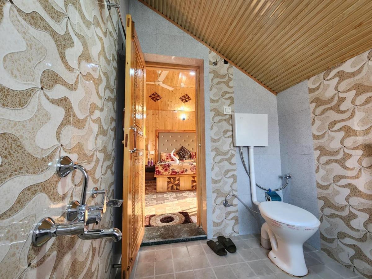 Srinagar Group Of Hotels 외부 사진